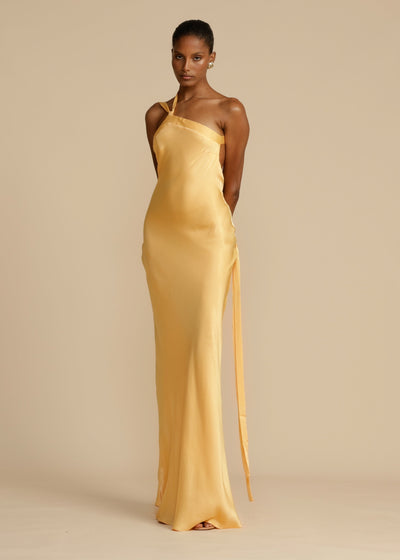 Inés – Elegantes Goldenes Kleid