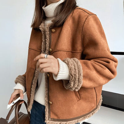 Rosalie Shearling Knopfjacke